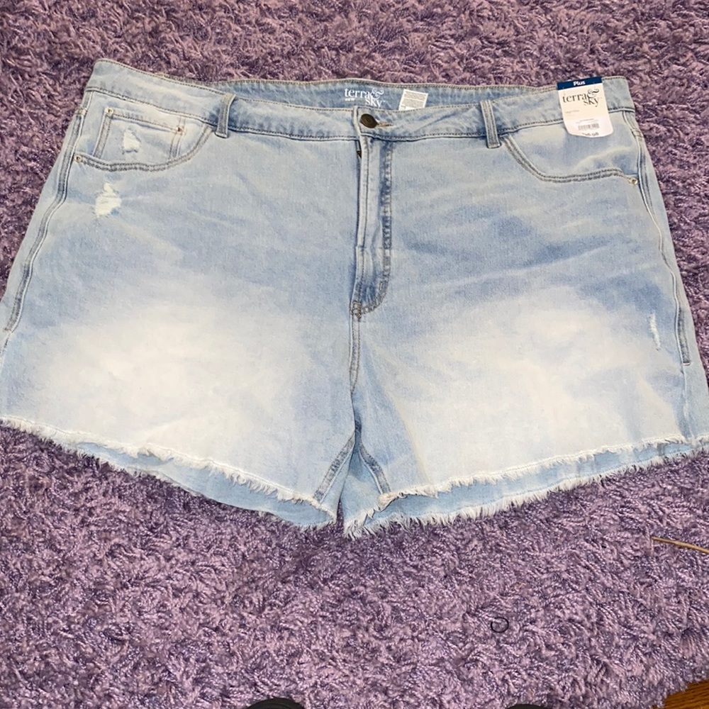 Plus Size 24 stretch Jean shorts light blue wash